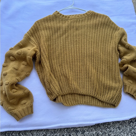 Sweater - Picture 2 of 3